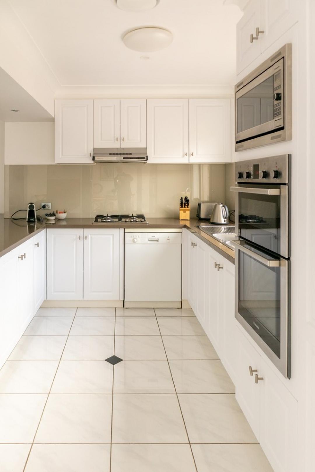 Melbourne Short Stay Apartments Official Site - Brighton House